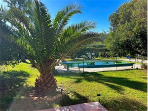 maison à la vente -   83330  LE BEAUSSET, surface 8 m2 vente maison - UBI445177607